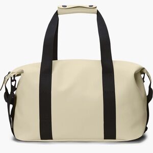 NWT Rains Hilo Weekender Waterproof Duffle Bag in Dune